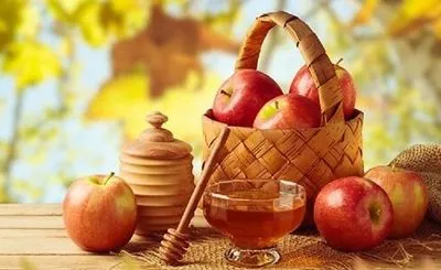 19 августа: сегодня отмечают Яблочный Спас