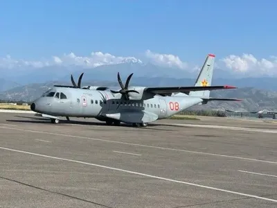 Казахстан прийняв перший літак з евакуюваними з Афганістану