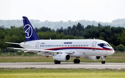 Літак, який подав аварійний сигнал під час рейсу з Волгограда в Москву, приземлився в Шереметьєво