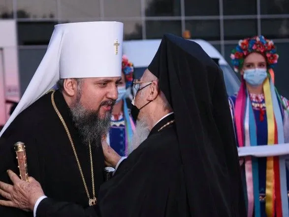 u-mikhaylivskomu-sobori-proyshla-molitva-z-vselenskim-patriarkhom-varfolomiyem