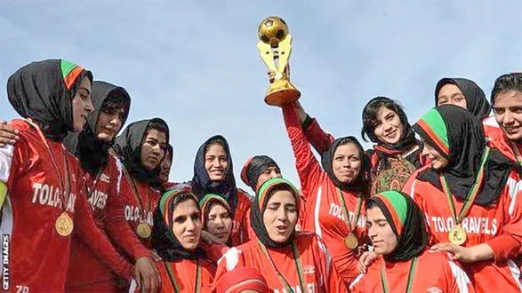afganistan-sportivni-organizatsiyi-zaklikayut-do-ekstrenoyi-evakuatsiyi-gravtsiv-zhinochoyi-stati