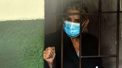 Колишній президент Болівії намагалась накласти на себе руки у в'язниці