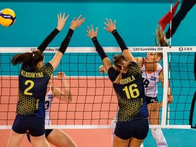 Волейбол: сборная Украины одержала первую победу на чемпионате Европы