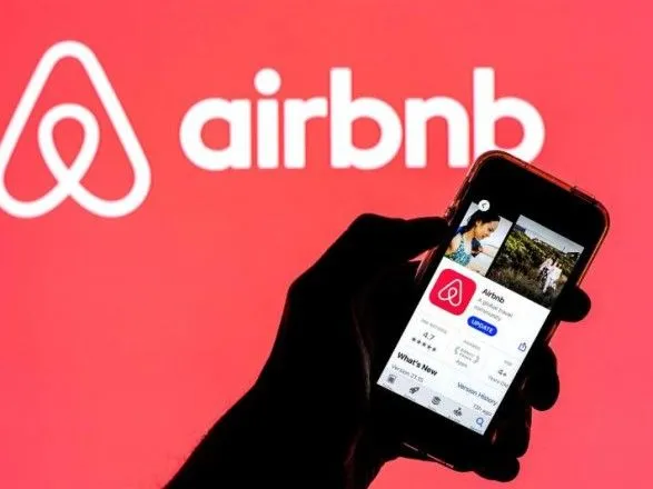 airbnb-bezkoshtovno-rozmistit-20-tisyach-afganskikh-bizhentsiv