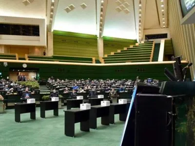 Парламент Ирана утвердил правительство президента-консерватора Раиси