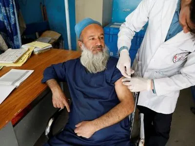 У захопленому талібами Афганістані різко знизилася кількість вакцинованих проти COVID-19