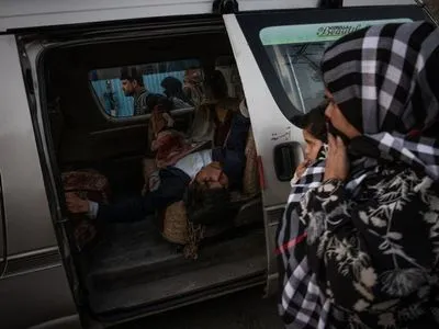 Взрыв в аэропорту Кабула: десятки жертв, ранены иностранные военные - что известно сейчас