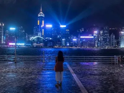 За полгода 65 тысяч жителей Гонконга подали заявки на новые британские визы, которые ввели из-за подавления оппозиции в регионе
