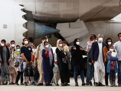 Іспанія завершила евакуацію з Афганістану: країна перевезла понад тисячу людей