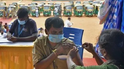 В Індії за один день ввели понад 10 мільйонів доз вакцини проти COVID-19