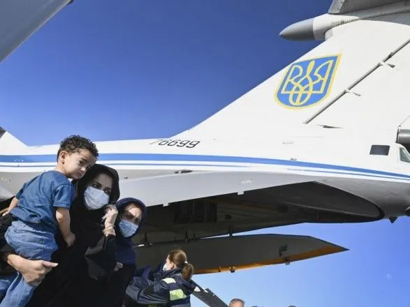 Украина шестью рейсами эвакуировала из Афганистана в целом более 650 человек - МИД