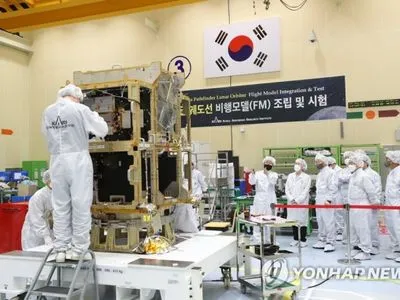 Южная Корея в следующем году впервые полетит исследовать Луну