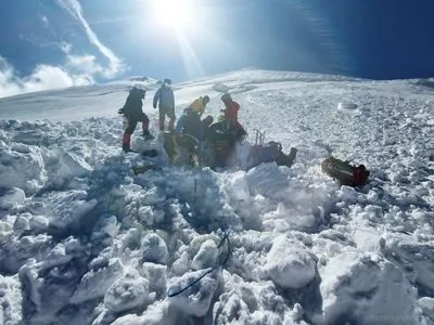 Поляки спасли украинцев, попавших под лавину в горах Кавказа