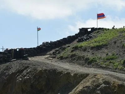Вірменія заявила про загибель свого військового після обстрілу зі сторони Азербайджану