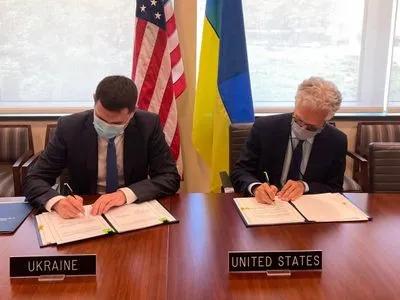 Для протидії загрозам: між Україною та США встановлять лінію захищеного зв'язку