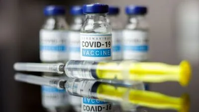 У США викинули понад 15 мільйонів доз вакцини: що стало причиною — NBC