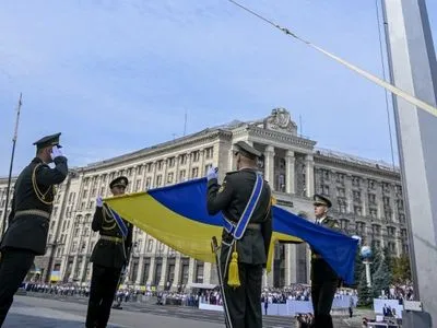 Более 40% украинцев считают военный парад лучшим мероприятием ко Дню Независимости в этом году — опрос