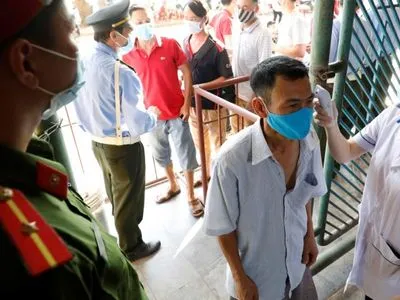 Во Вьетнаме мужчину приговорили к пяти годам заключения за нарушение карантинных правил