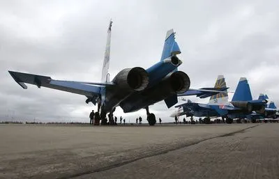 Россия перебрасывает истребители Су-30 в Беларусь для патрулирования границ