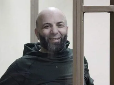 Запроторили у підвал з високою вологістю та антисанітарією: кримчанина Абдуллаєва кинули у штрафний ізолятор
