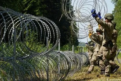Литва расширила полномочия армии для действий на границе