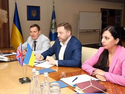 Украина и Великобритания работают над договором для обмена удостоверений водителя