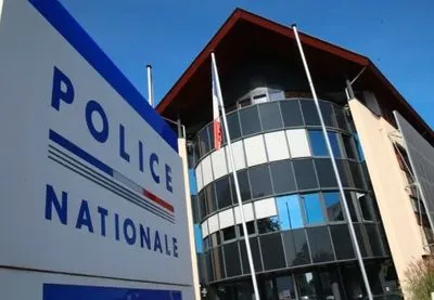 У Франції поліції виявила у студента бомби з ураном та нацистську символіку