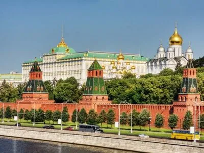 Кремль заявил, что "встреча Путина и Зеленского невозможна, если Украина планирует обсуждать Крым"
