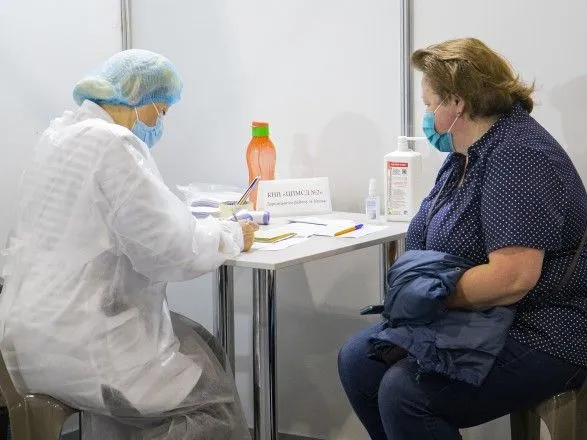 В Украине "просела" вакцинация от COVID-19 за сутки