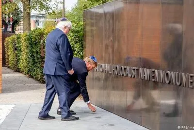В Амстердаме открыт Национальный мемориал в память о жертвах Холокоста