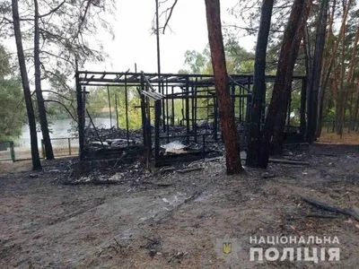 На Харківщині на базі відпочинку загорівся будинок, є постраждалі