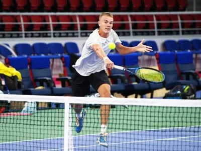 Украинский теннисист победил на старте турнира в Бухаресте