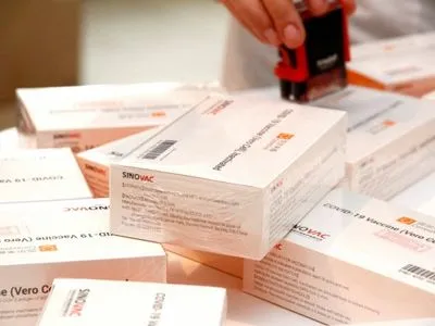 Более 10 тысяч человек вакцинировались за выходные в Одесской области