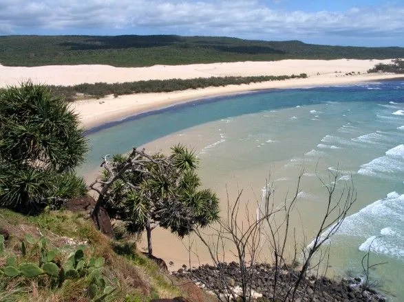 Острову Фрейзер в Австралии вернули оригинальное название. Теперь он снова назван языком коренного населения