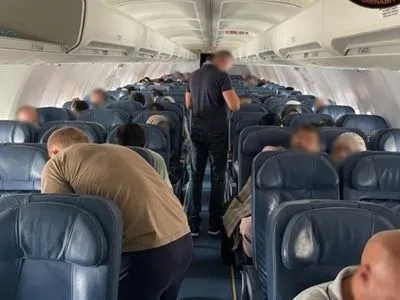 Евакуаційний літак з Афганістану прямує до України: на борту - 100 людей