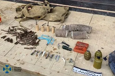 У львівського "громадського активіста" виявили арсенал з гранатами