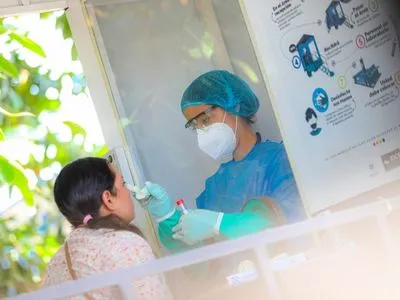 Влада Сальвадору схвалила бустерну дозу вакцини від COVID-19