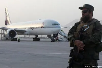 "Талібан" закликає авіакомпанії знову літати через аеропорт Кабула