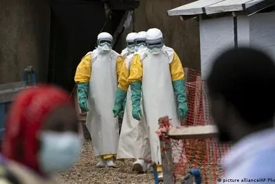 ВООЗ виявила 80 випадків сексуального насильства під час боротьби з Ебола в Демократичній Республіці Конго