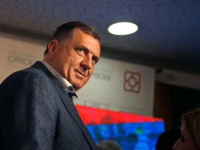 Глава Республики Сербской в Боснии угрожает созданием собственной армии и независимостью: детали