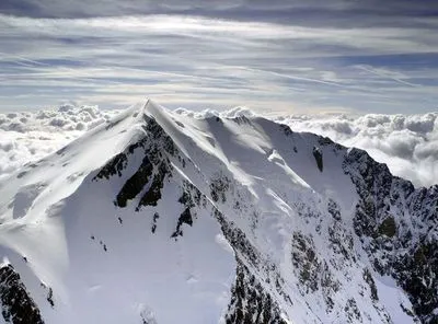 Французькі експерти стверджують, що вершина гори Монблан зменшилась майже на метр