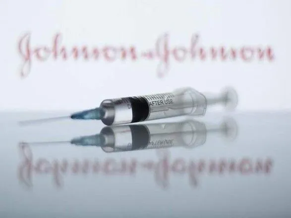 Словенія призупиняє вакцинацію Johnson & Johnson після смерті 20-річної дівчини