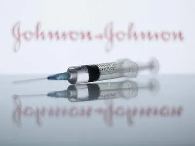 Словения приостанавливает вакцинацию Johnson & Johnson после смерти 20-летней девушки