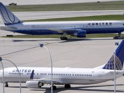 United Airlines уволит около 600 сотрудников из-за отказа вакцинироваться