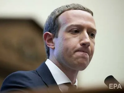 Цукерберг вибачився за збій в Facebook і WhatsApp