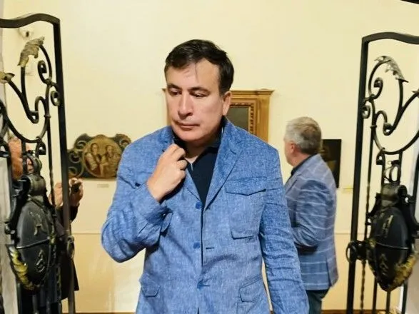 Саакашвили заявил, что намерен продолжать голодовку до освобождения