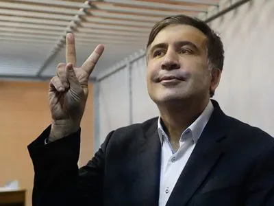 Состояние удовлетворительное, жалоб нет: украинский консул посетила Саакашвили в колонии