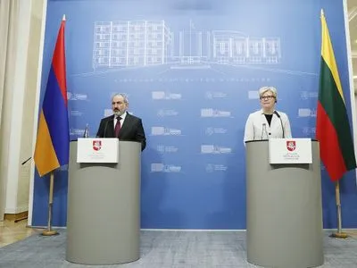 Премьер Армении назвал условия для встречи с президентом Азербайджана