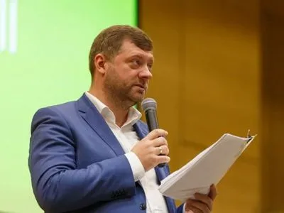 Корниенко заявляет, что вопрос отставки Разумкова можно рассмотреть уже в четверг