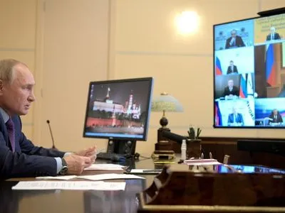 Путин утверждает, что Россия "перевыполнит" в этом году условия контракта с Украиной о транзите газа